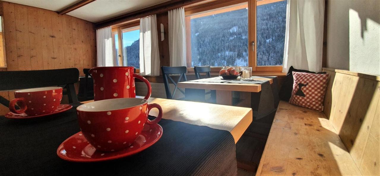 B&B Piz D'Err Tinzen Bagian luar foto
