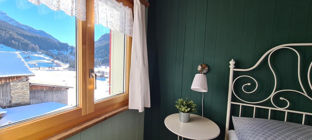 B&B Piz D'Err Tinzen Bagian luar foto
